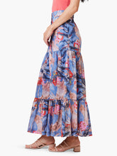 Load image into Gallery viewer, Nic+ Zoe Petite Dreamscape Skirt

