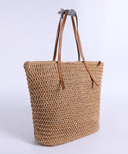 Load image into Gallery viewer, Pathz Straw Bag
